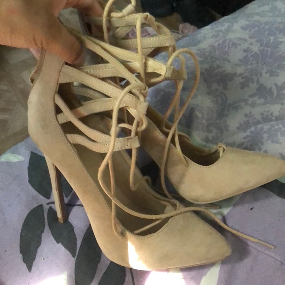 Nude heels - Picture 1 of 5